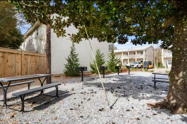 114 Ethel Circle, 11, Ocean Springs, MS 39564