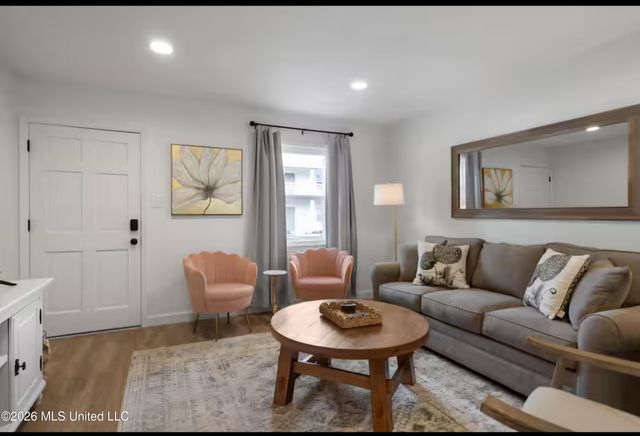 114 Ethel Circle, 11, Ocean Springs, MS 39564