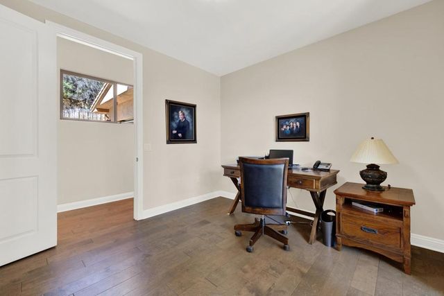 4390 Yuki Ln, Carlsbad, CA 92008