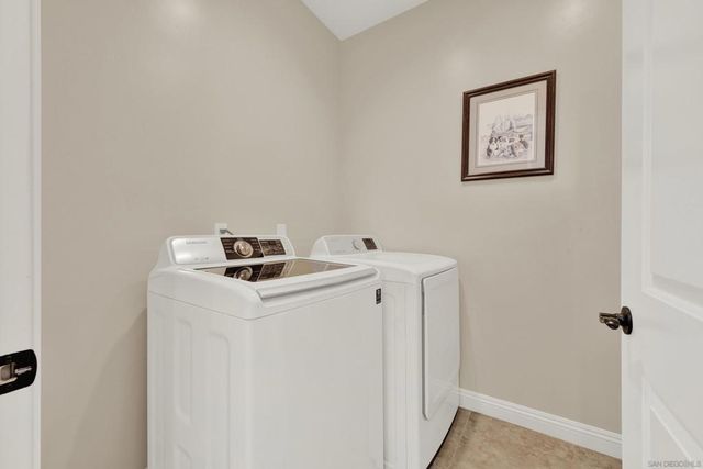 4390 Yuki Ln, Carlsbad, CA 92008