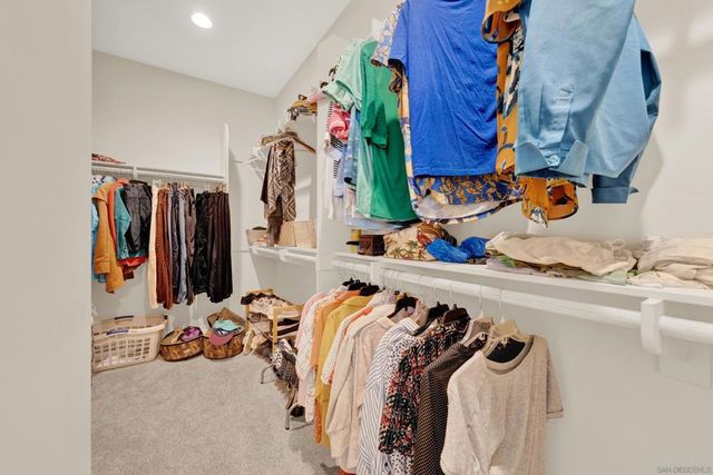 4390 Yuki Ln, Carlsbad, CA 92008