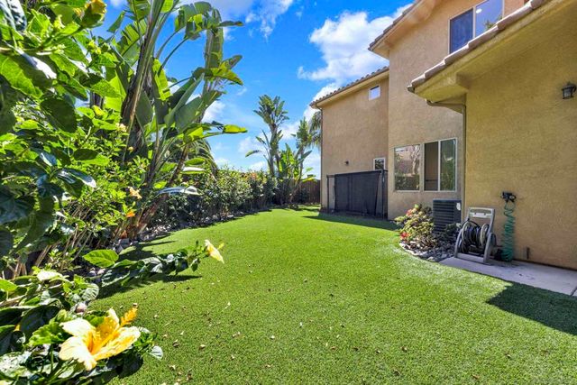 4390 Yuki Ln, Carlsbad, CA 92008