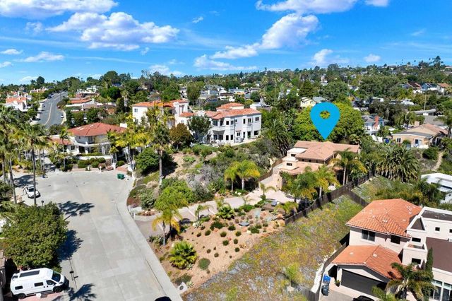 4390 Yuki Ln, Carlsbad, CA 92008