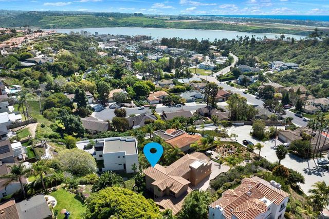 4390 Yuki Ln, Carlsbad, CA 92008