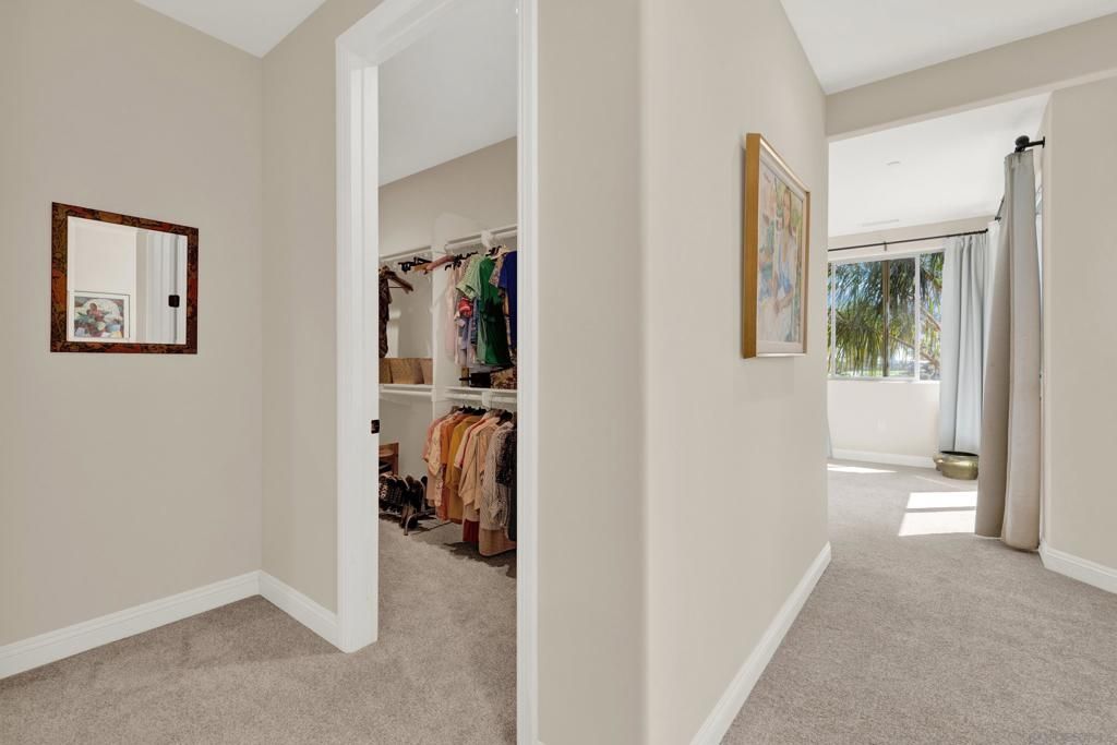 Image 36 of property listing at 4390 Yuki Ln, Carlsbad, CA 92008