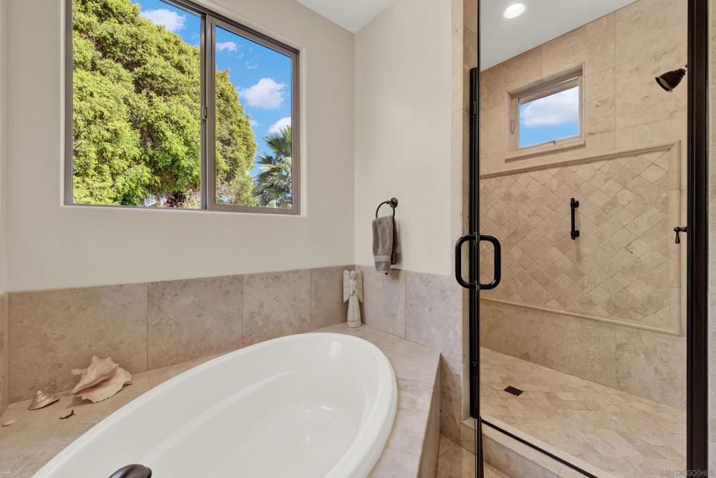 Image 46 of property listing at 4390 Yuki Ln, Carlsbad, CA 92008