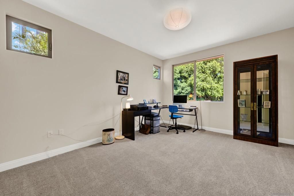 Image 48 of property listing at 4390 Yuki Ln, Carlsbad, CA 92008