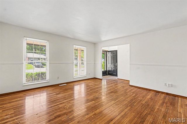 4413 Remus Drive, Florissant, MO 63033