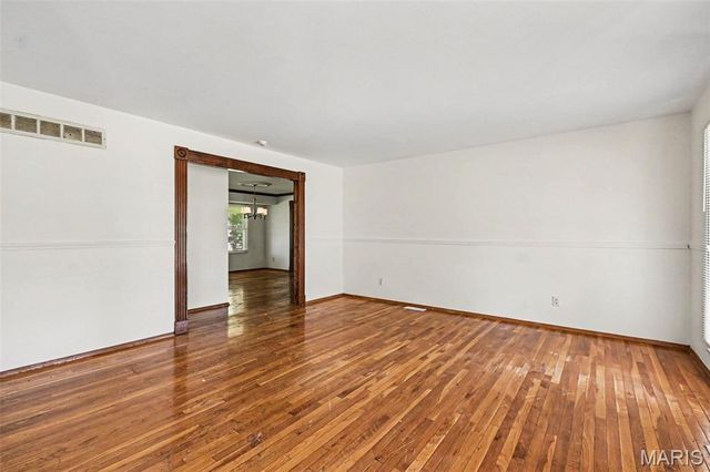 4413 Remus Drive, Florissant, MO 63033