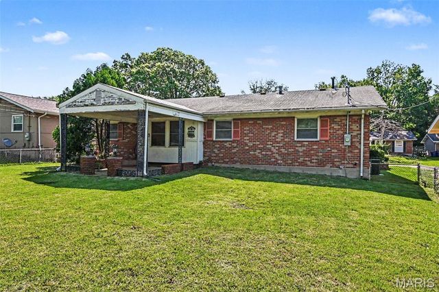 4413 Remus Drive, Florissant, MO 63033