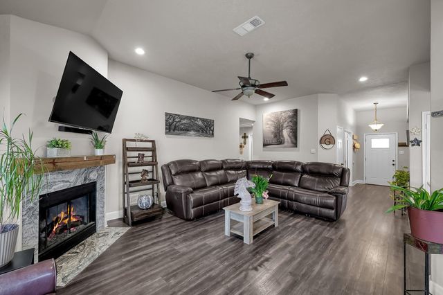 2010 Wickburn Drive, Spring, TX 77386