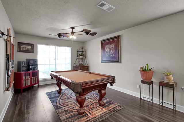 2010 Wickburn Drive, Spring, TX 77386