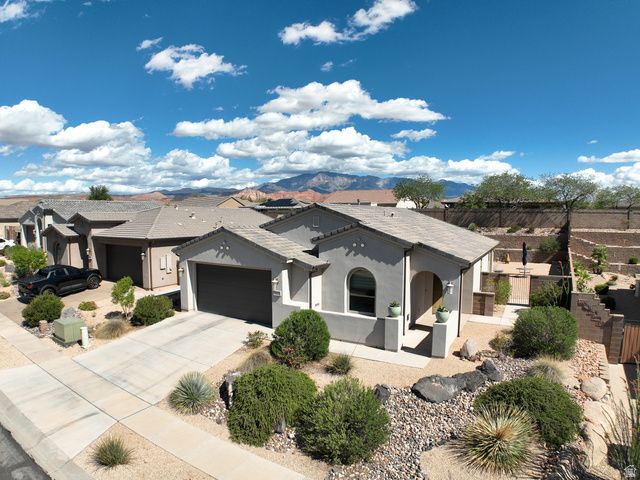 2683 E CLEAR DR, Washington, UT 84780