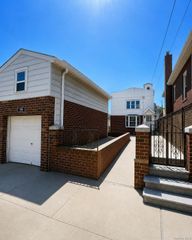 3280 radio Drive, Bronx, NY 10465