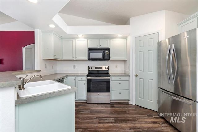 11927 Colonial, Caldwell, ID 83605