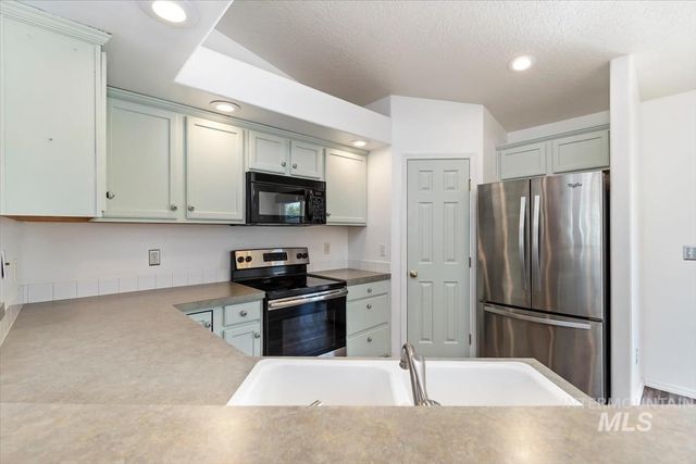 11927 Colonial, Caldwell, ID 83605