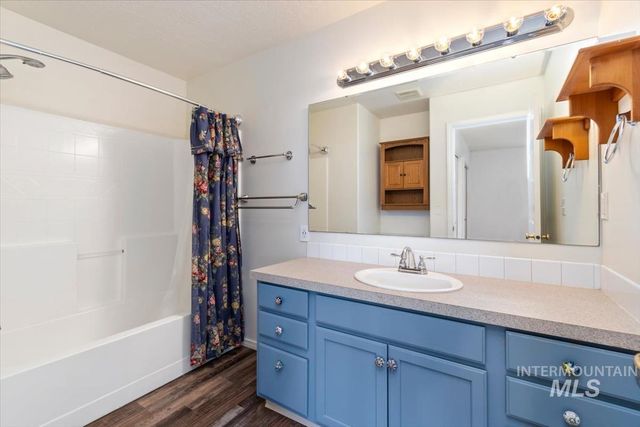 11927 Colonial, Caldwell, ID 83605