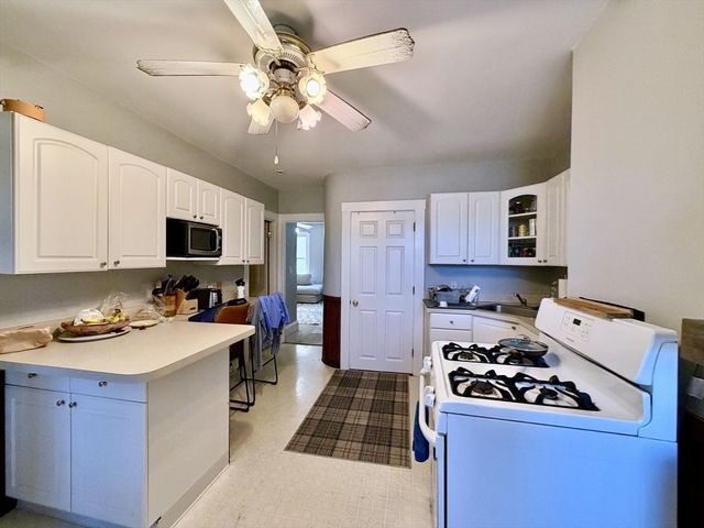 512 East 3rd Street, Boston, MA 02127