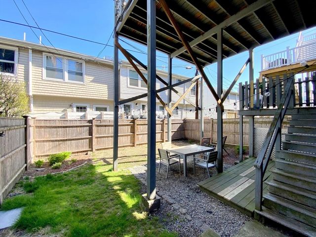 512 East 3rd Street, Boston, MA 02127