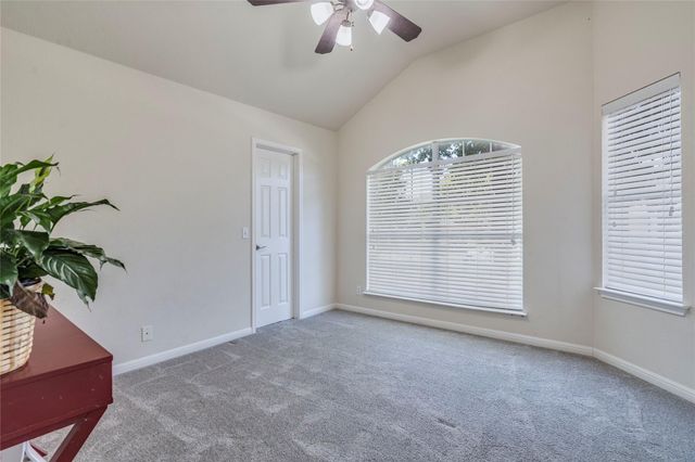 812 Dover Castle LN, Pflugerville, TX 78660