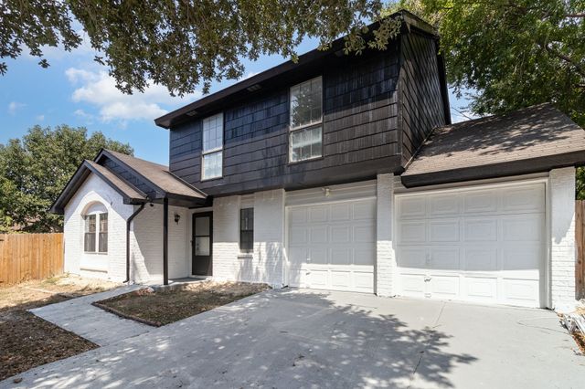 6767 Dandelion Drive, Fort Worth, TX 76137