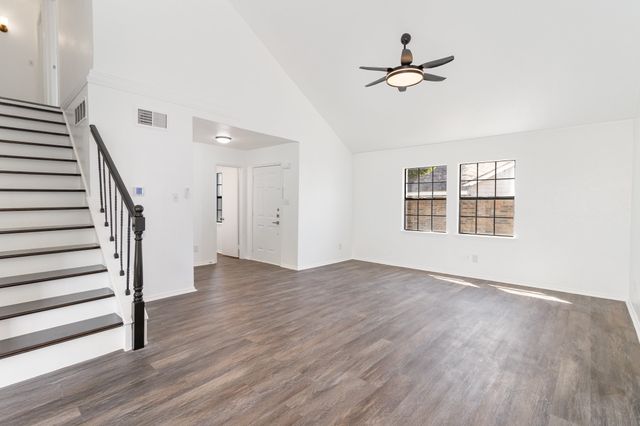 6767 Dandelion Drive, Fort Worth, TX 76137
