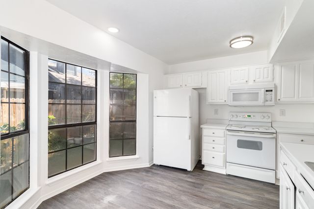 6767 Dandelion Drive, Fort Worth, TX 76137