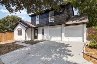 6767 Dandelion Drive, Fort Worth, TX 76137
