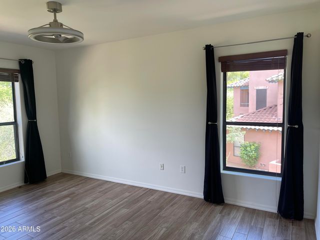 20660 N 40TH Street 2082, Phoenix, AZ 85050