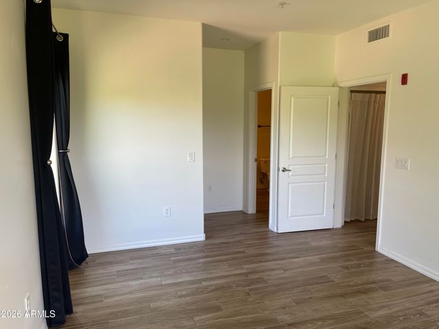 20660 N 40TH Street 2082, Phoenix, AZ 85050
