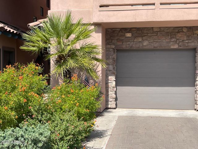 20660 N 40TH Street 2082, Phoenix, AZ 85050