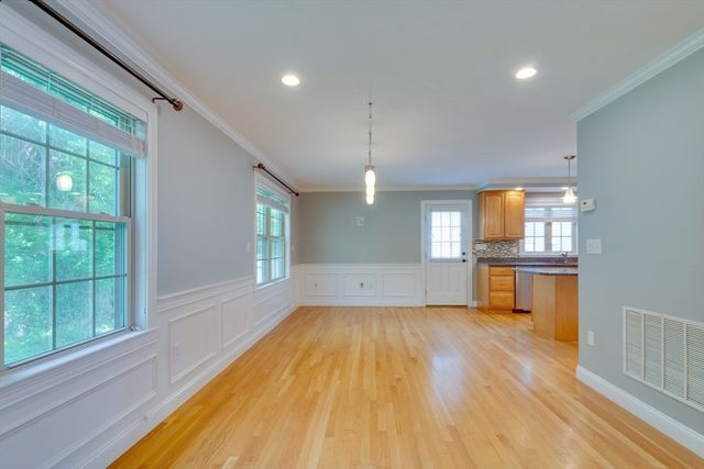 99 Princeton Ave, Waltham, MA 02451