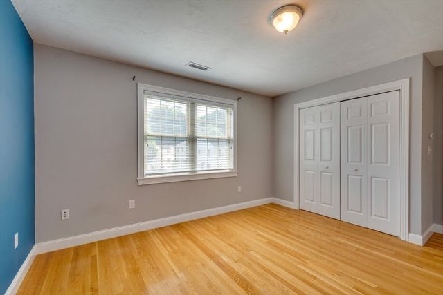 99 Princeton Ave, Waltham, MA 02451