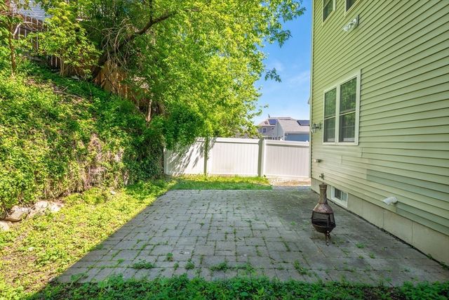99 Princeton Ave, Waltham, MA 02451
