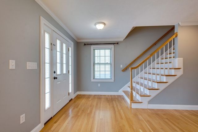 99 Princeton Ave, Waltham, MA 02451