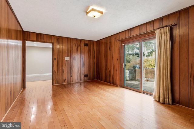 6011 BRADLEY BLVD, Bethesda, MD 20817