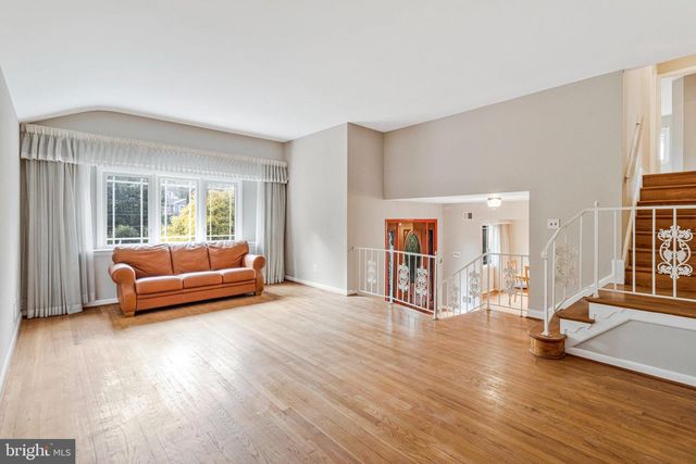 6011 BRADLEY BLVD, Bethesda, MD 20817