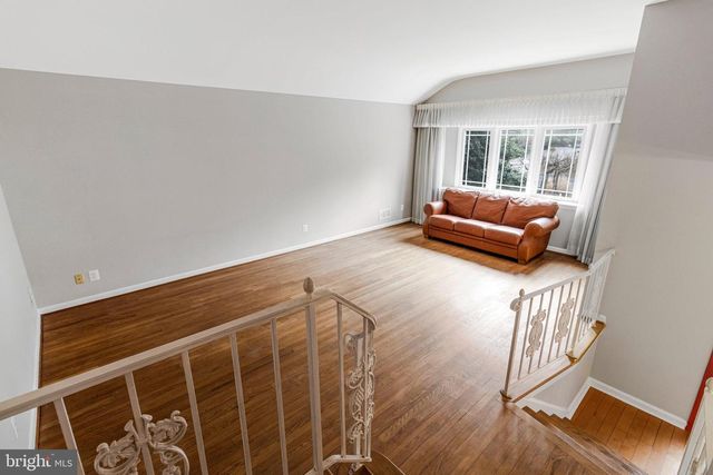 6011 BRADLEY BLVD, Bethesda, MD 20817