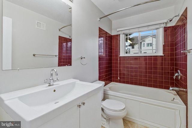 6011 BRADLEY BLVD, Bethesda, MD 20817