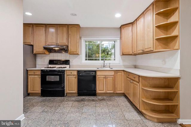 6011 BRADLEY BLVD, Bethesda, MD 20817