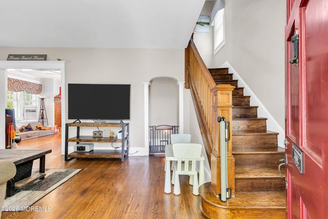 817 Washington Avenue, Palmyra, NJ 08065