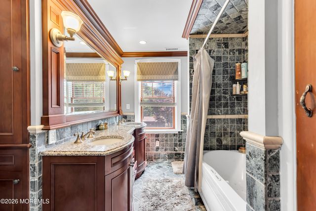 817 Washington Avenue, Palmyra, NJ 08065