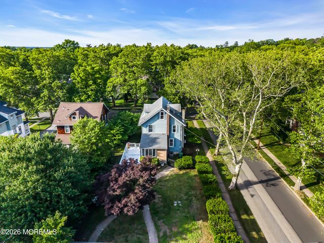 817 Washington Avenue, Palmyra, NJ 08065