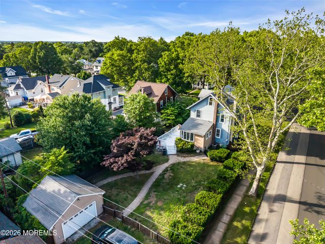 817 Washington Avenue, Palmyra, NJ 08065
