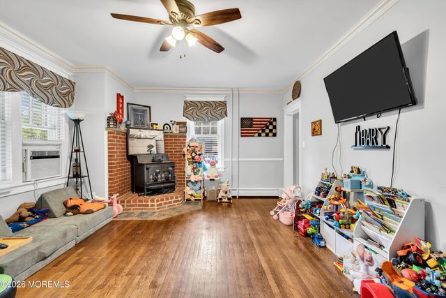 817 Washington Avenue, Palmyra, NJ 08065
