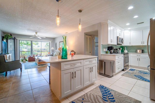 2762 SW Matheson Avenue 111-a2, Palm City, FL 34990