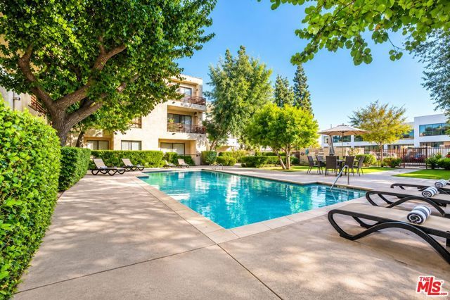 6825 Alabama Avenue 311, Los Angeles, CA 91303