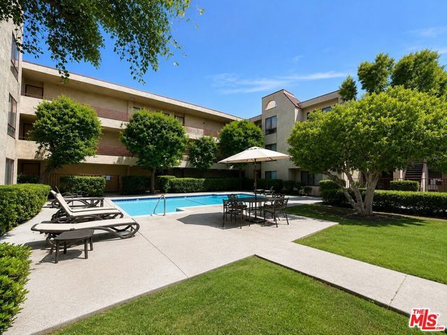 6825 Alabama Avenue 311, Los Angeles, CA 91303