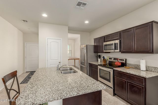 11667 E MARIGOLD Lane, Florence, AZ 85132