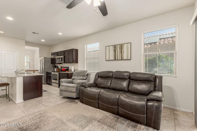 11667 E MARIGOLD Lane, Florence, AZ 85132